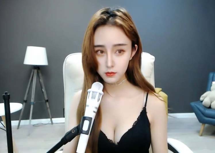 熊猫cc主播小辣椒(惠恩)直播热舞